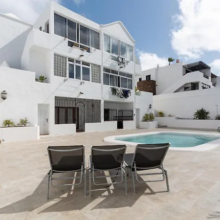 Casa Queen Vetusta -pool And Tennis בית נופש