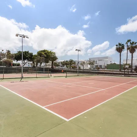 Casa Queen Vetusta -pool And Tennis アレシフェ